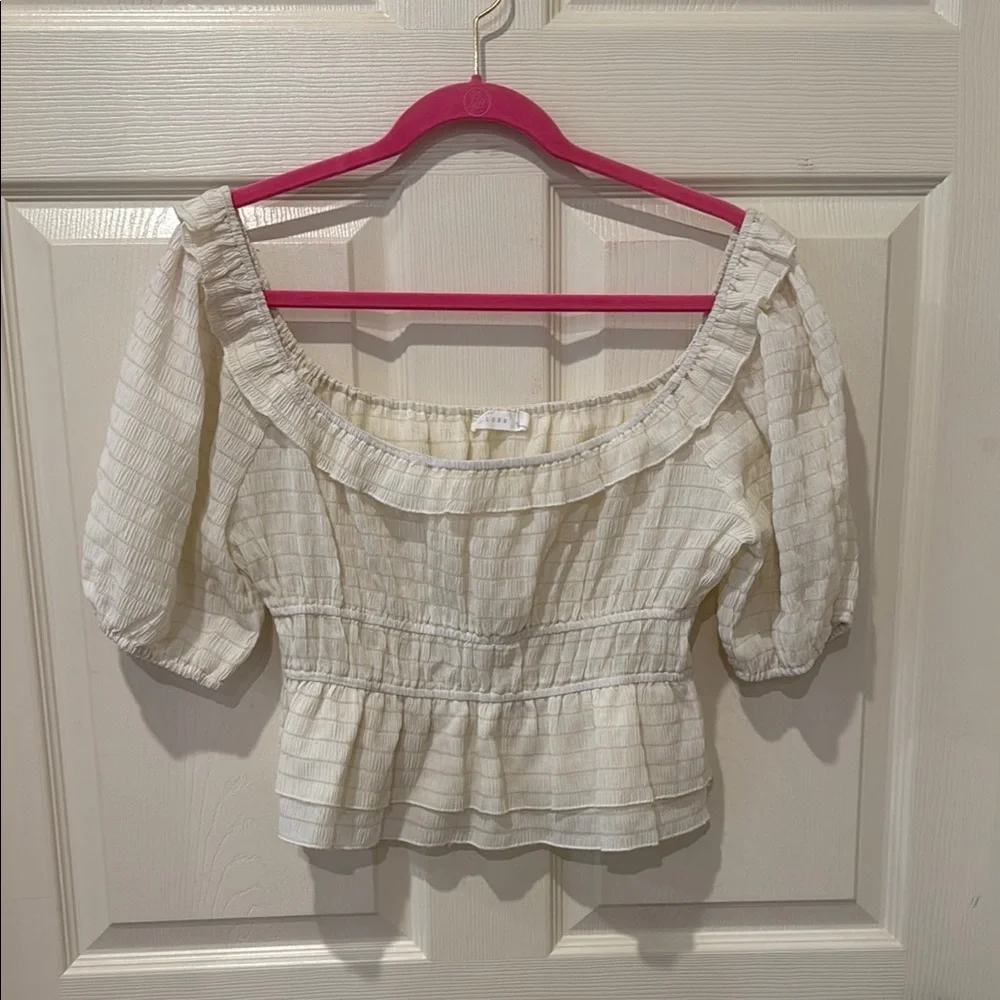 Lush cream cropped top, medium - Picture 3 of 9